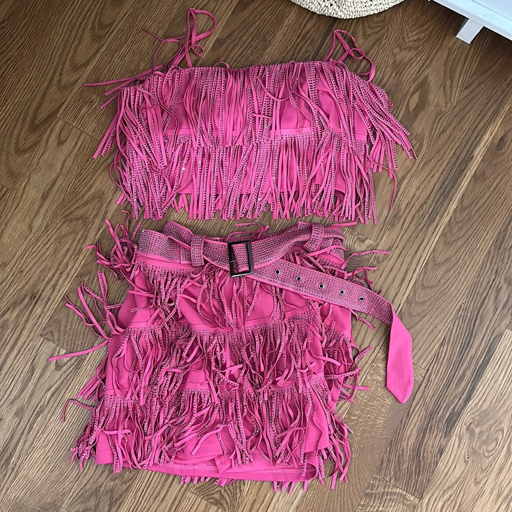 2 piece pink fringe set, top and skirt both size L